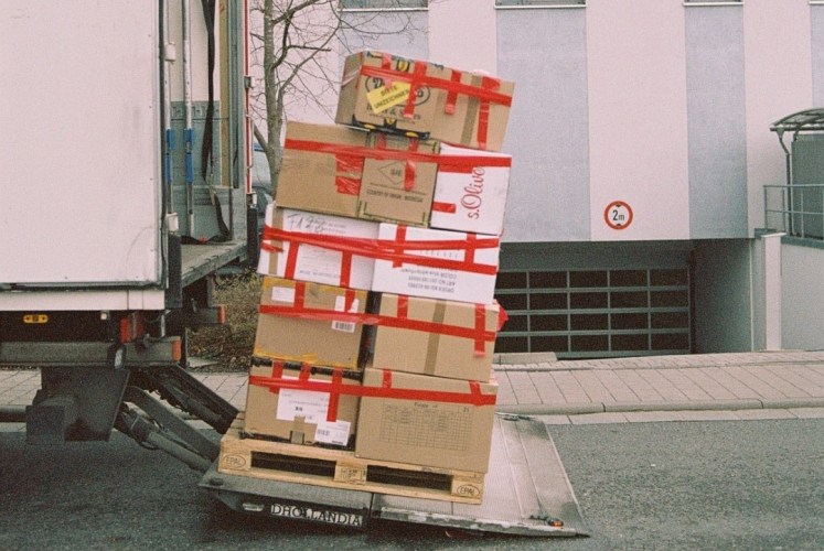 Moving image